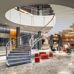 5* Ξενοδοχείο Radisson Collection Royal Hotel,